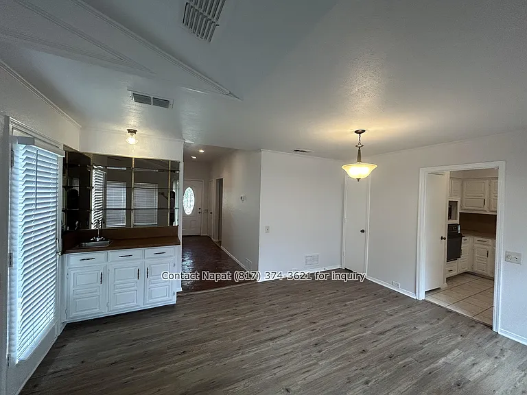 16410 Lauder Ln — Photo 6