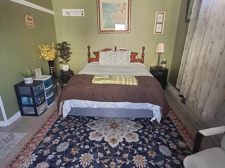 112 Center St #B — Photo 4