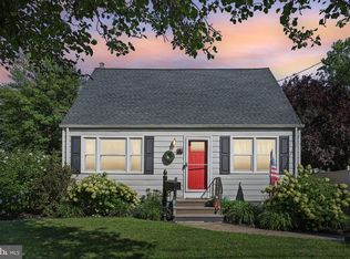 32 Brockton Rd, Hamilton, NJ 08619