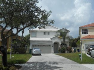 2543 Ambassador Ave, Cooper City, FL 33026