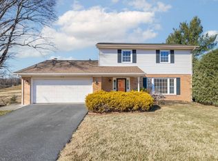 612 Sumter Rd, Waynesboro, VA 22980