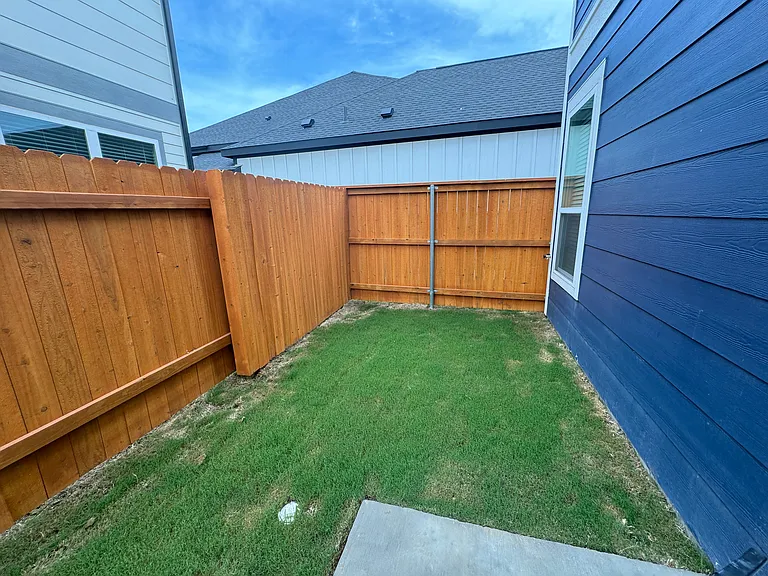Barbarosa Rd — Photo 6