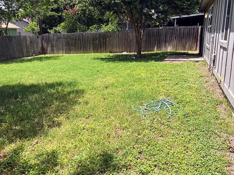 1903 Aberdeen Dr — Photo 14