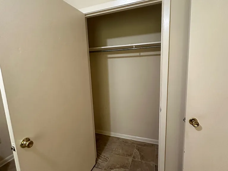 318 Christman Dr — Photo 9
