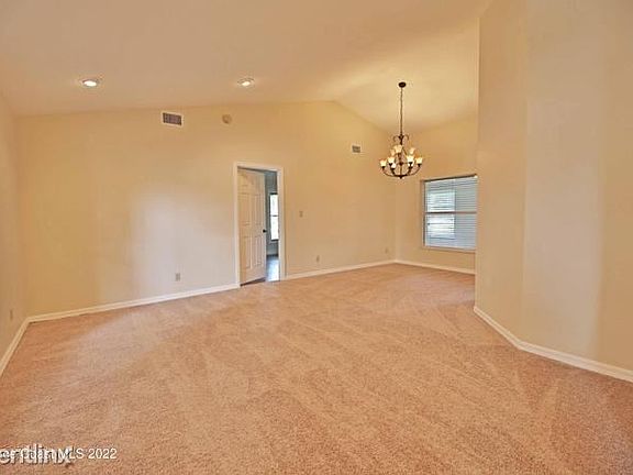 5th image of 2526R Katherine Cir