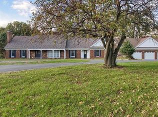 103 Lakewood Dr, Glen Carbon, IL