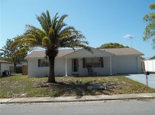 7716 Christina Ln, Port Richey, FL 34668