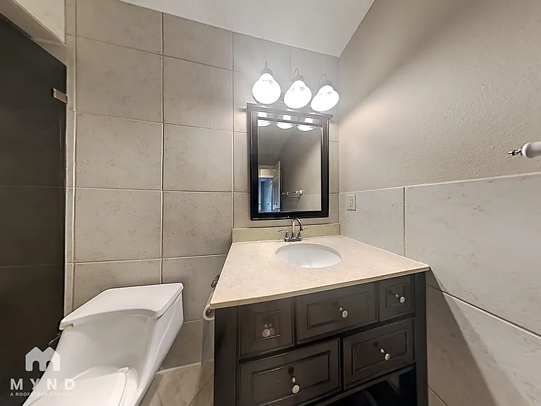 3219 Glen Spring Dr — Photo 14