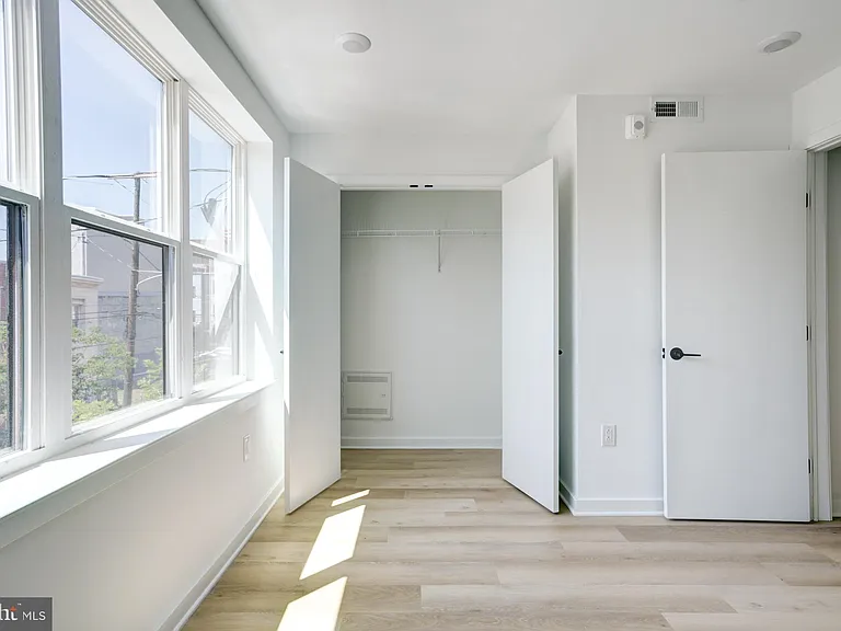 2329 Ellsworth St #2 — Photo 12