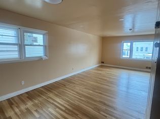 95 Leonard St, Jersey City, NJ 07307
