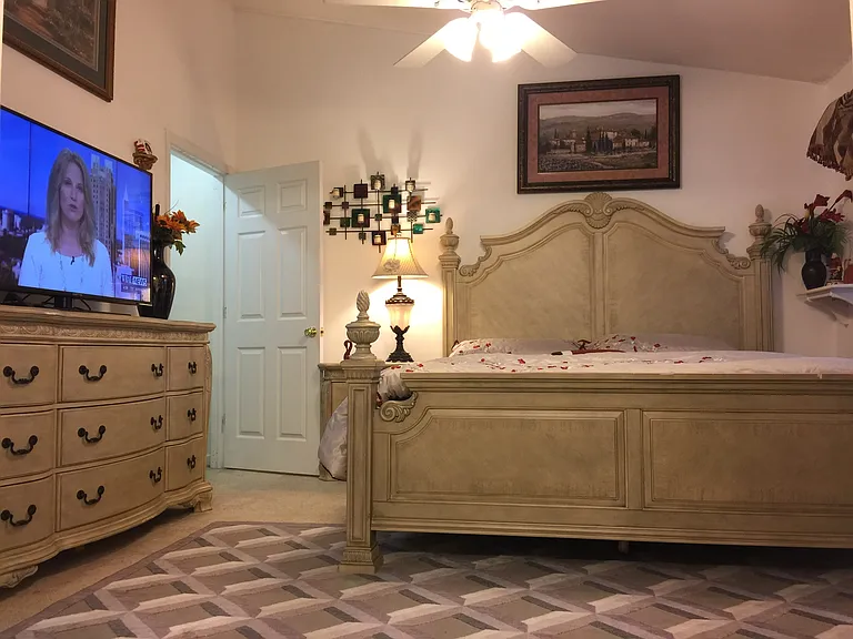 2830 Barrymore St #102 — Photo 16
