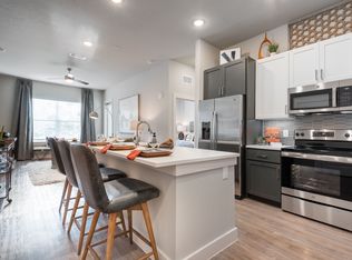 2501 N Orange Blossom Trl #222, Orlando, FL 32804