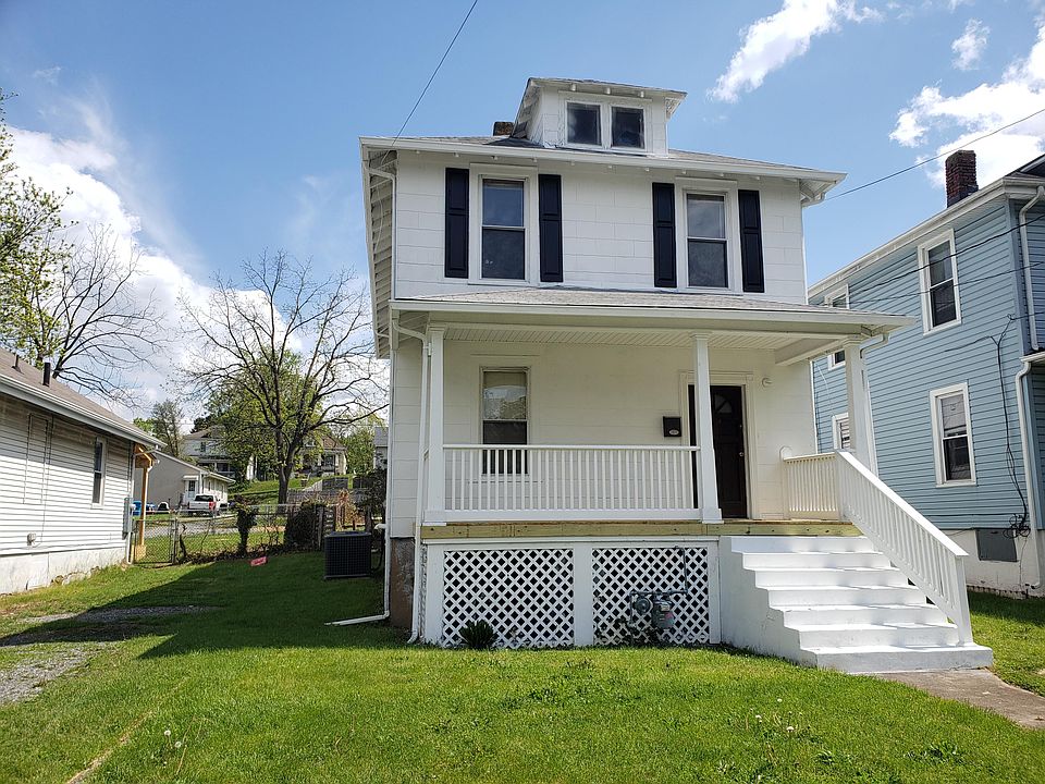 1st image of 1137 Highland Ave SE