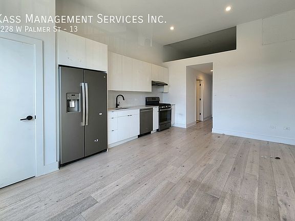5th image of 3228 W Palmer St #13