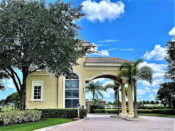 4th image of 4300 SW Stoneybrook Way