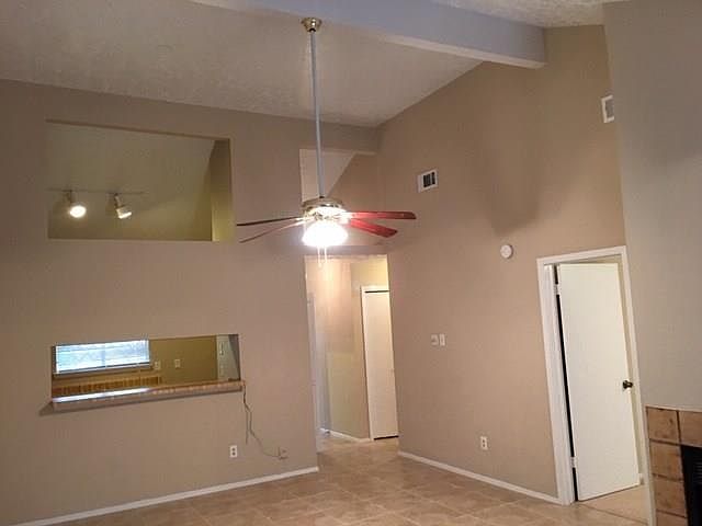 1st image of 3734 Westmeadow Dr