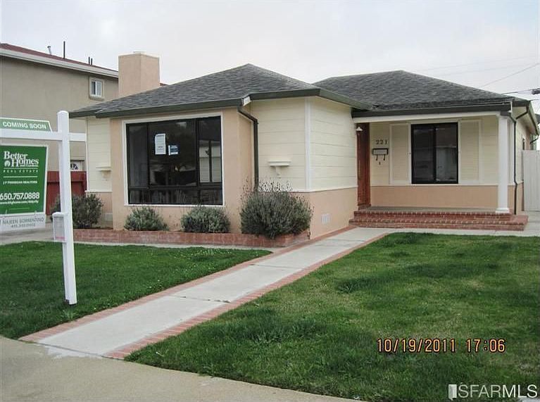 1st image of 221 Northwood Dr