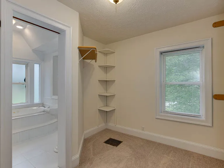 1302 Dare Rd — Photo 33