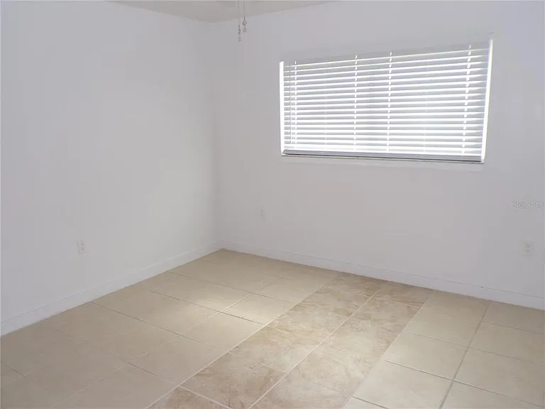 1258 Barbara Dr #106 — Photo 7