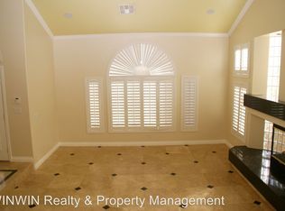 6320 Narrow Isthmus Ave, Las Vegas, NV 89139