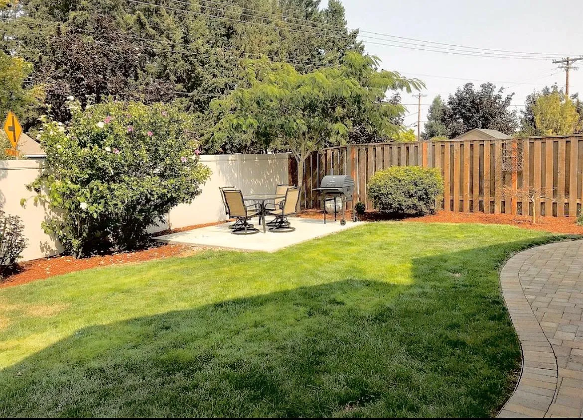 Building Photo - 4939 Periwinkle Dr SE