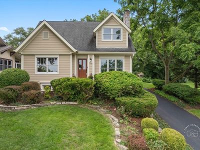 832 N 2nd Ave, St Charles, IL, 60174