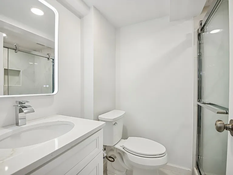 20 Edgar St — Photo 15