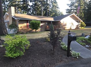 1584 Links Way, Oak Harbor, WA 98277