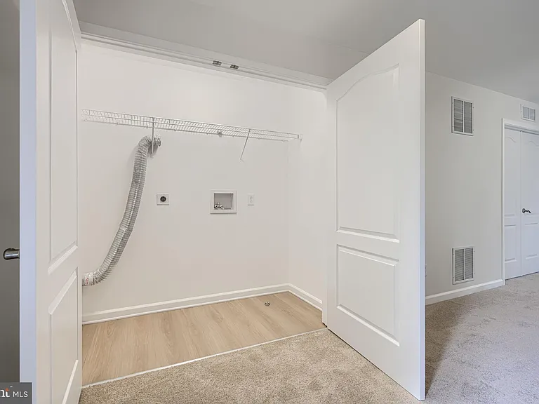 605 N Paradise Rd — Photo 21