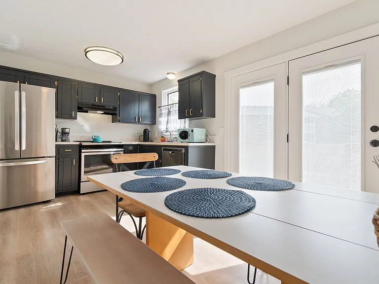 108 Meredith Pl #B — Photo 16