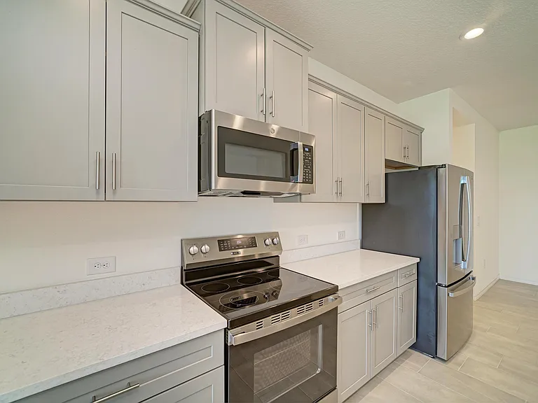2206 Washington Palm Ct — Photo 21