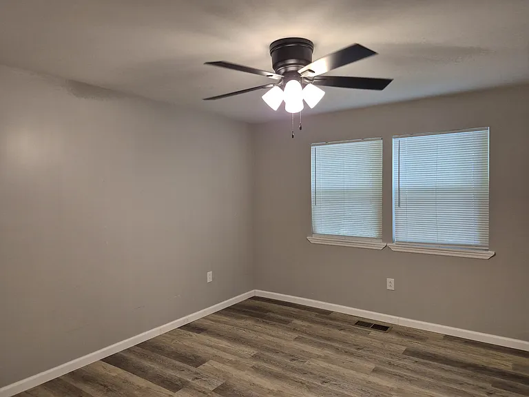 608 N Lime St — Photo 10