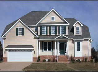 4 Elm St, Poquoson, VA 23662