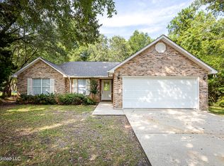 1308 Willow St, Ocean Springs, MS 39564