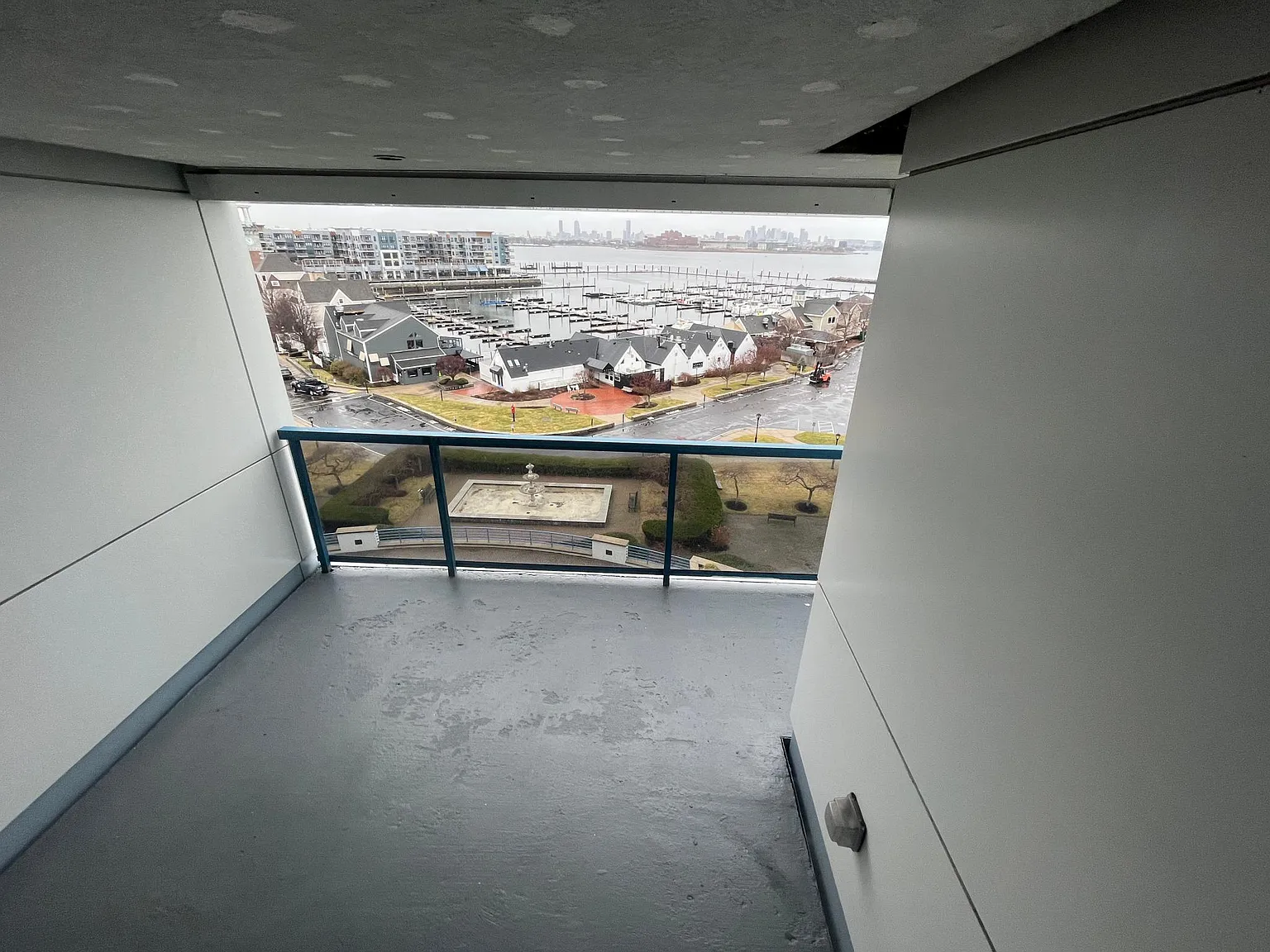 1 bed, 1.5 bath, 1093 sqft, $3,500 — Photo 1