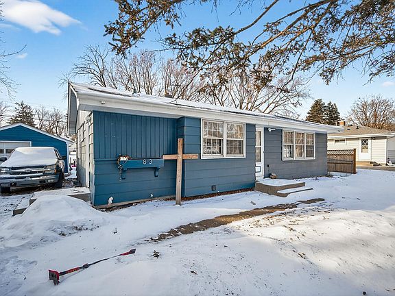 2nd image of 83 Farrell St N