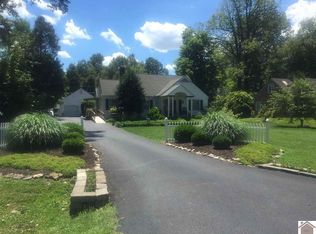 211 N Th St, Paducah, KY 42001
