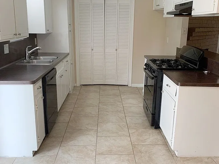 2334 Marble Falls Dr — Photo 12