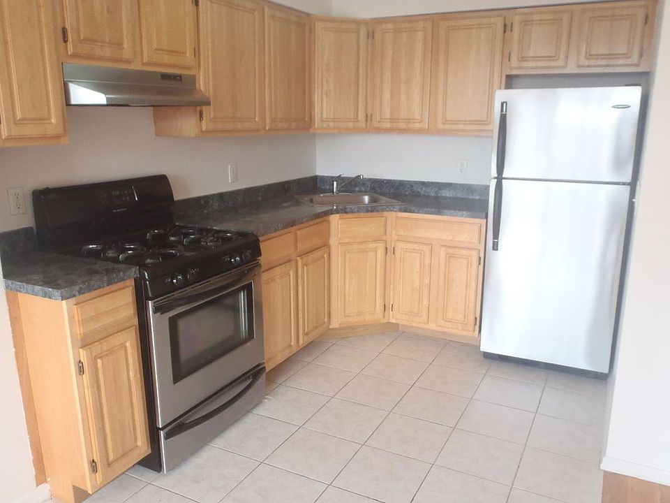 1st image of 2856 41st St APT 2B