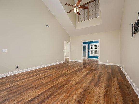 2nd image of 205 Whiteamore Run
