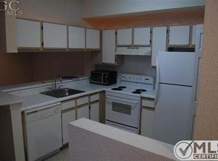 6400 Aragon Way APT 105, Fort Myers, FL 33966