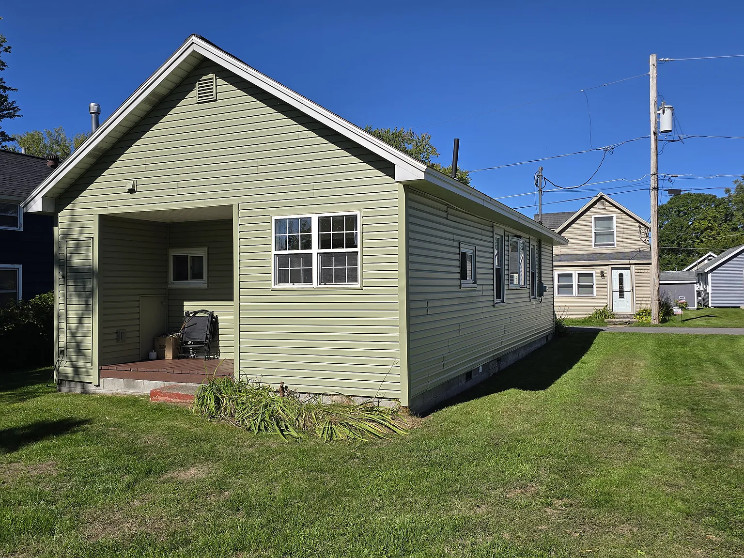 3 bed, 775 sqft, $1,875 — Photo 3
