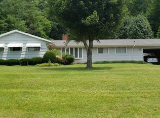 109 Southfork Rd, Beattyville, KY 41311