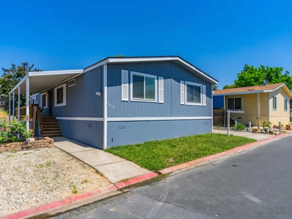 5689 Red Oak Dr, Ione, CA 95640