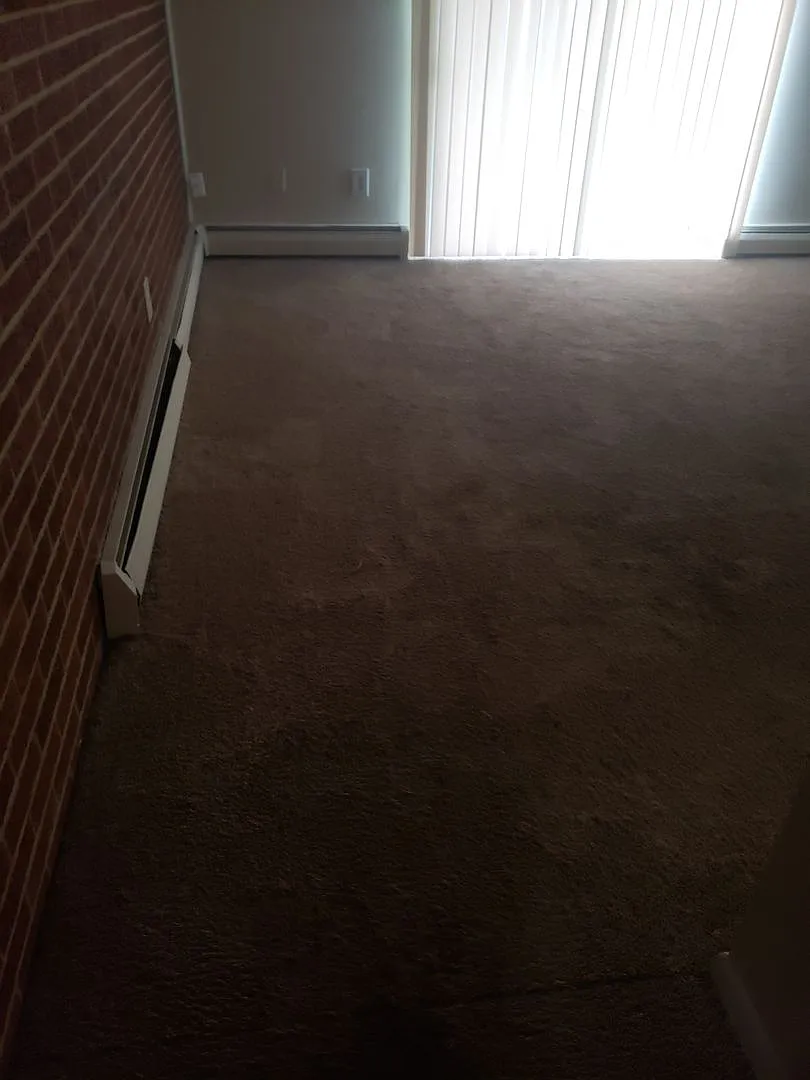 892 Mohawk Trail Apartments — Photo 1