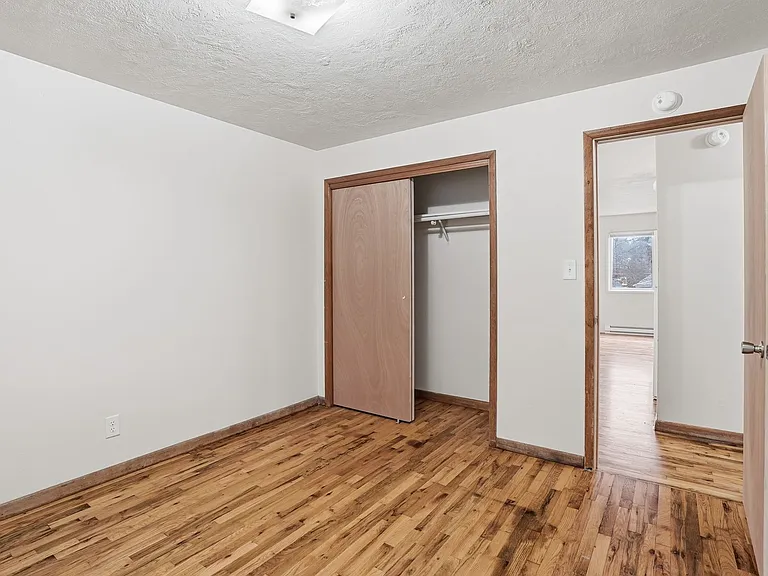 1611 W 8th Ave — Photo 27