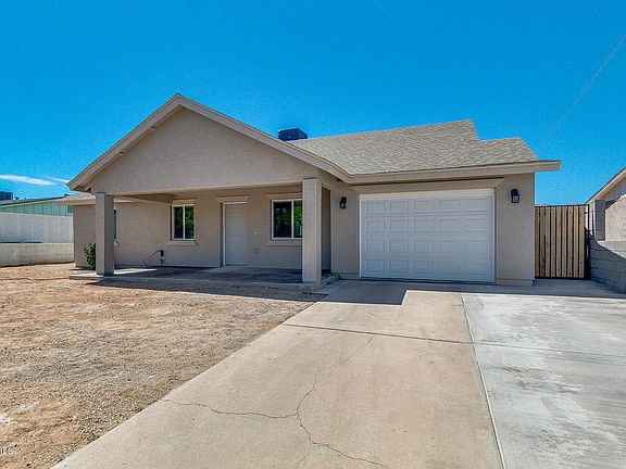 3rd image of 1051 E Desert Ln