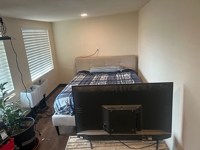 2nd image of 6532 Acacia Rd