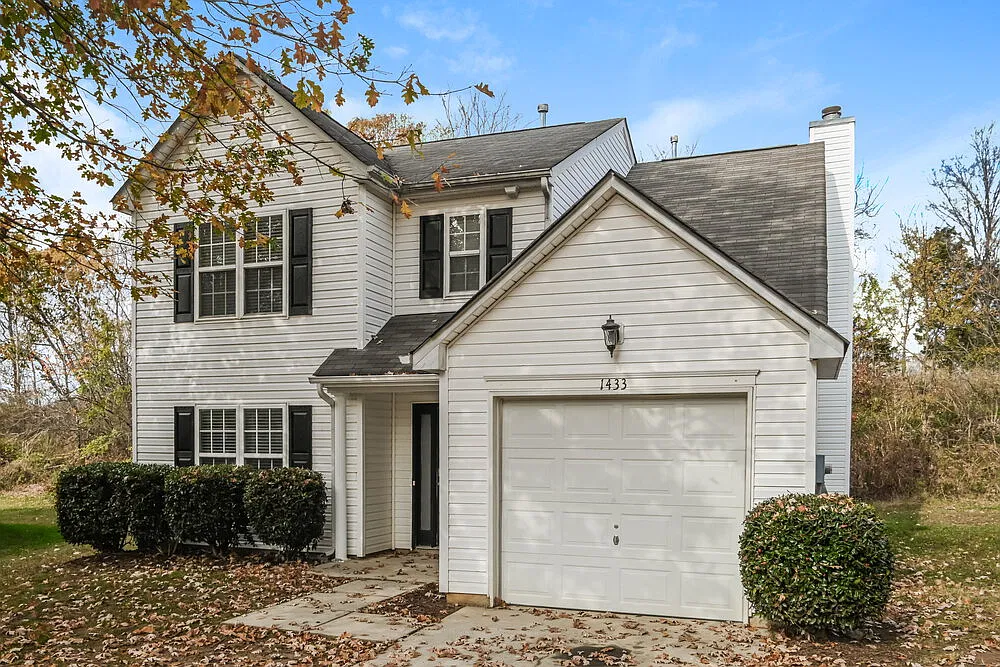 3 bed, 2.5 bath, 1686 sqft, $1,970 — Photo 4