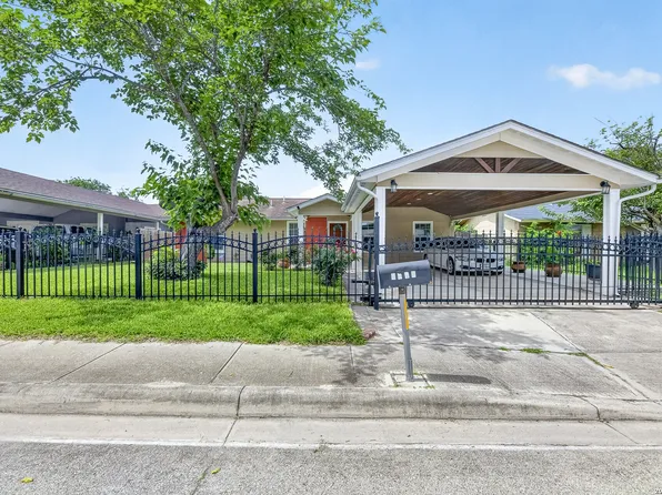7318 Glen Cross, San Antonio, TX 78239